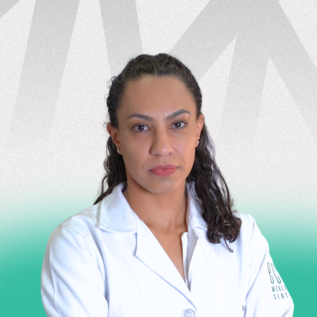 Dra. Natália Domino